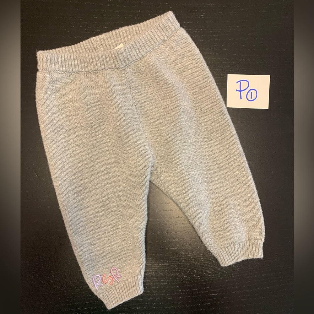 ⭐️2/$5.00⭐️ RSR 3-6m Knit Style Pants